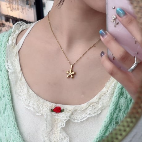 2605NC0388 / Flower motif Necklace（Gold）