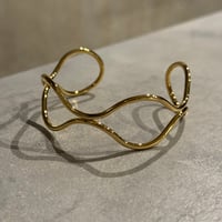 2511BR0106 /Oval Wave Bangle（Gold）