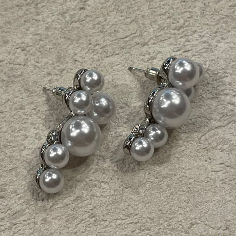 2405PR0722 / Grape Design Pearl Stone Pierce （Silver）