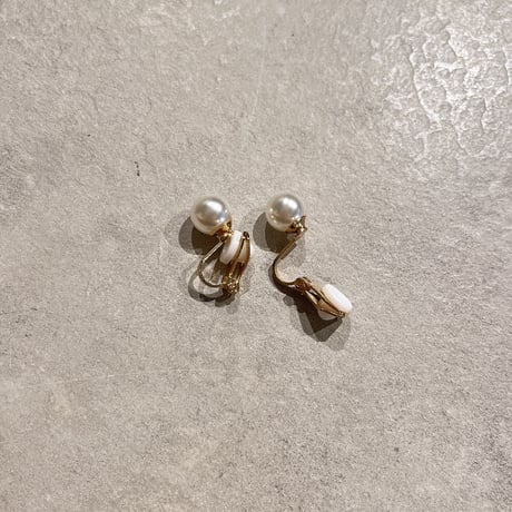 23SSER002  /  Simple pearl Clip Earrings（Pearl）
