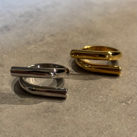 2501RG0568 / Cross line design ring（Gold）