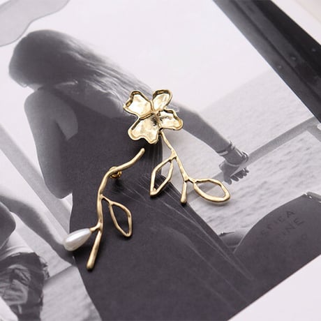 Design difference Pierce （Gold）   / 2105-PR0152