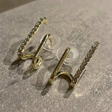 2510PR0813 / Stone double bar Pierce（Gold）