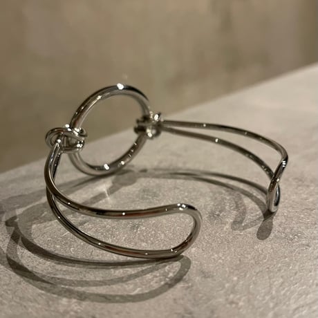 2511BR0109 / Knot circle Bangle（Silver）