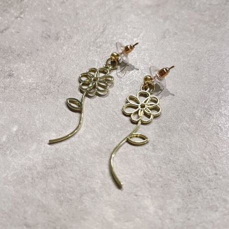 2304PR0552 / Mini Flower Design Pierce（Gold）