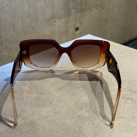 SE25SG_CA022（S）/ Square Cat's eye Sunglasses (Brown.Demi/Brown gradation）