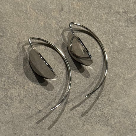 2510PR0809 / Line Oval Point Pierce（Silver）
