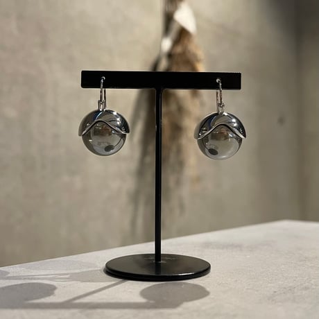 2403PR0668 / Metal pearl drop Pierce（Black）