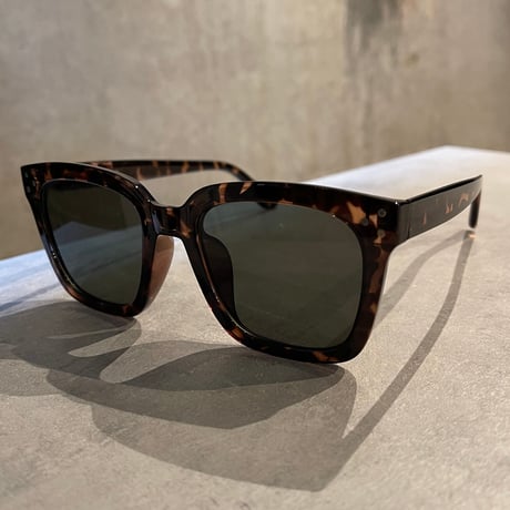 SE26SG_CA015（S） /  Square Frame Sunglasses (Demi/Green)