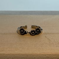 2605RG0789 / Antique flower design ring（Silver）