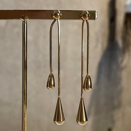2506PR0791 / Double drop pierce（Gold）