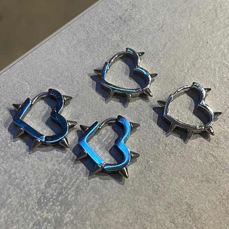 2508PR0801 / Thorn Heart shape Hoop pierce（Silv