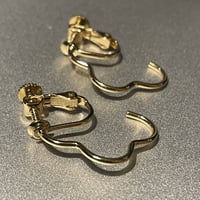 2302_ER0138／Cloud Motif Hoop Clip Earings（Gold）