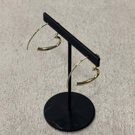 2410PR0727 / heart line hoop pierce（Gold）