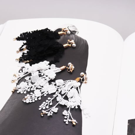 Hanging  Tassel  Flower Lace Earrings（Black） /  2112_ER091