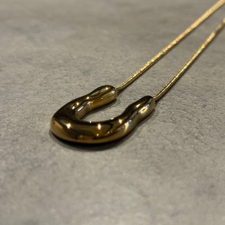 2509NC0359 / U design charm Necklace（Gold)