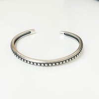 【Select】IM24AC_BRL005 / Dotline Simple bangle（Silver）
