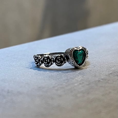 2512RG0691 /  Heart stone rose ring（Green）