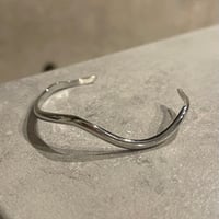 2511BR0107 / Wave Bangle（Silver）