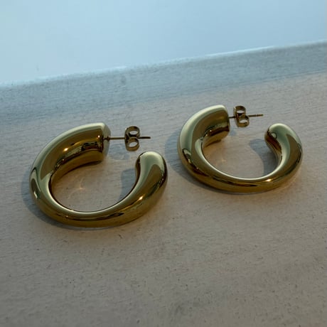 2606PR0848 / Round hoop pierce（Gold）