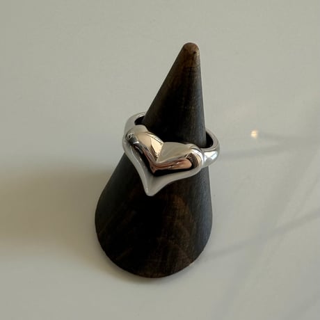 2604RG0758 / Heart motif ring（Silver）
