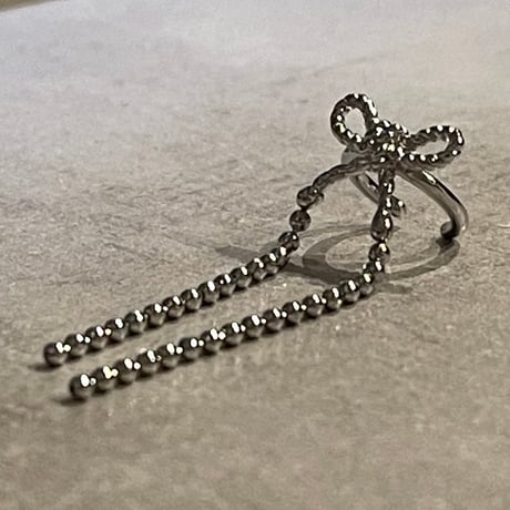 2502EC016 / Mini ribbon chain Ear Cuff（Silver）