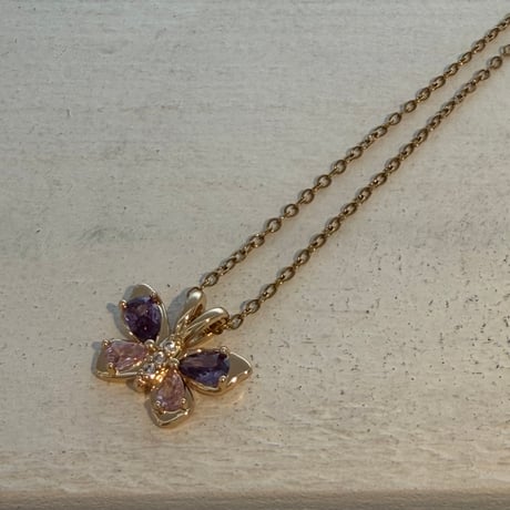 2605NC0396 / Stone butterfly motif Necklace（Gold）
