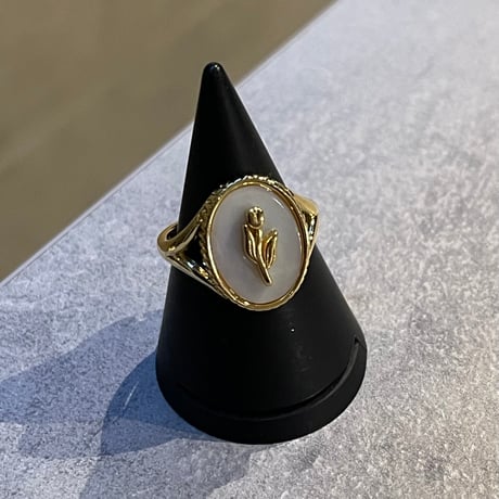 2602RG0734 / Oval Flower Shell Ring（Gold）