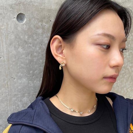 2305PR0565 / Butterfly motif mini Pierce（Gold）