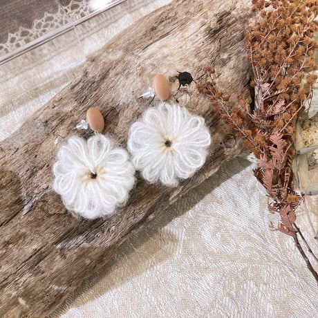 Knit flower Pierce（Knit） /  2205_PR0473