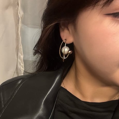 2411PR0734 / Unique curve pearl Pierce（Silver）