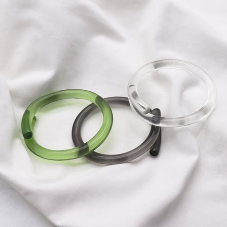 Transparent Acrylic Bangle（Clear）/ 2106-BR060