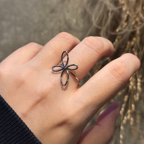 2601RG0731 / Wire flower ring（Silver）