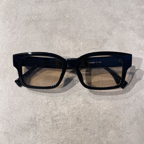 2305SG035 / Square Color sunglasses（Black/Brown）