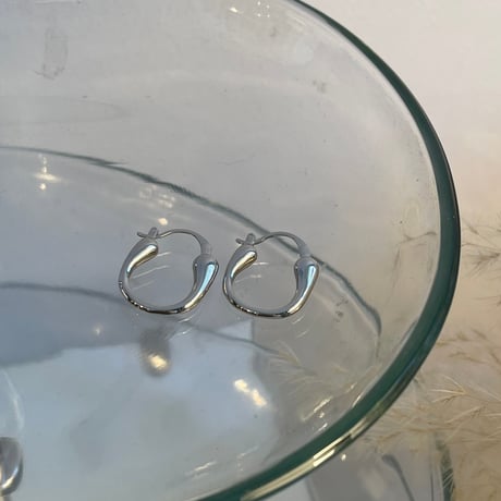 2405PR0711 / Drop hoop pierce （Silver）