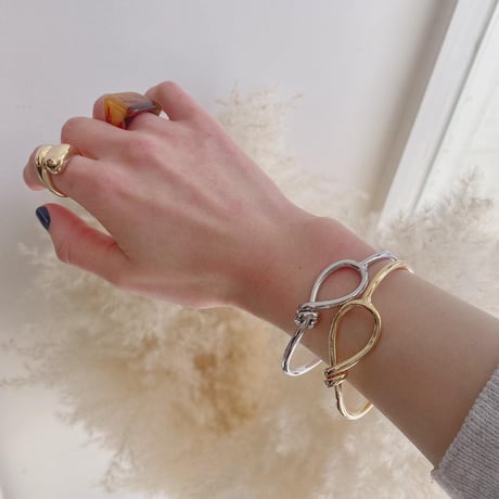 2402BR0025 / Wind Design Bangle  （Silver）
