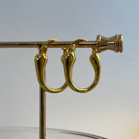 2405PR0711 / Drop hoop pierce （Gold）