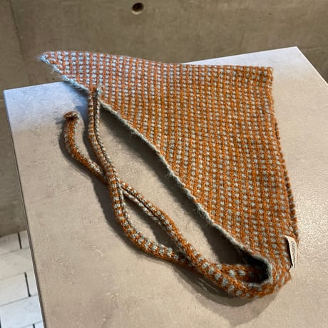2512GS059(S)/ Knit triangle scarf（Ocher）