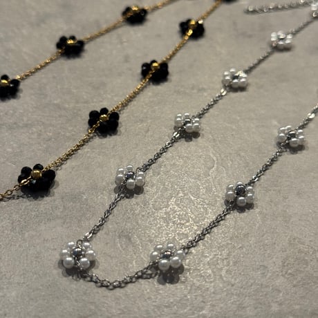 2507NC0347/  Beads Flower Necklace（Gold）