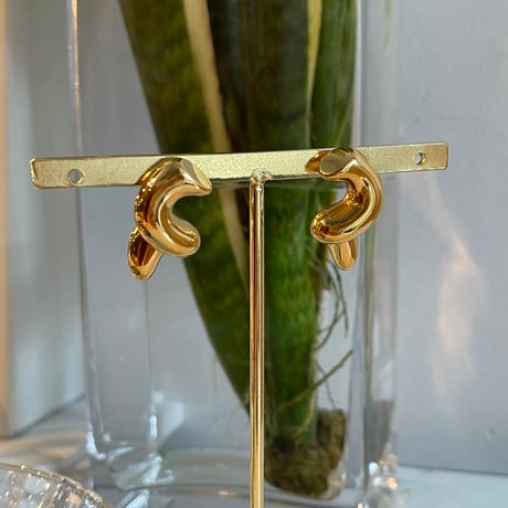 2311PR0605 / Volume twist Pierce（Gold）