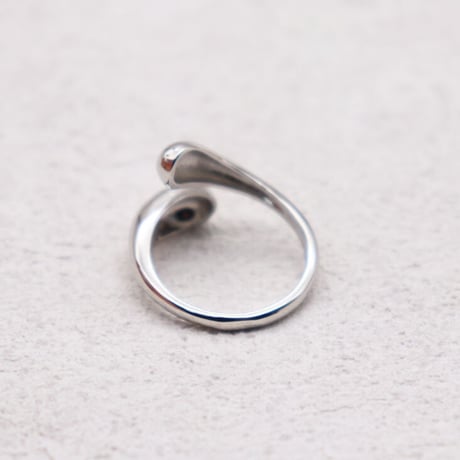 2402RG0392 / Cross drop ring （S / Silver）
