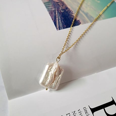 White Square Shape Pearl Necklace（Gold）  / 2106-NC067
