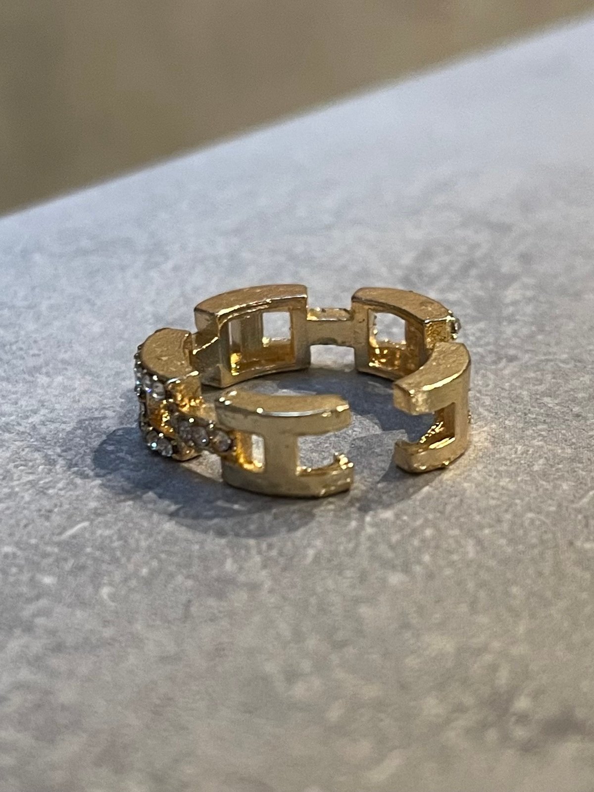 【かえる】Geodesique コクーンリング K10カラーストーン（白蝶貝）シグネットリング細（リング