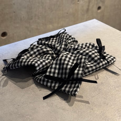 2503HA0056 / gingham check ribbon rubber （Black)