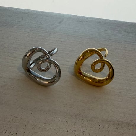 2605RG0787 / Twist heart ring（Silver）