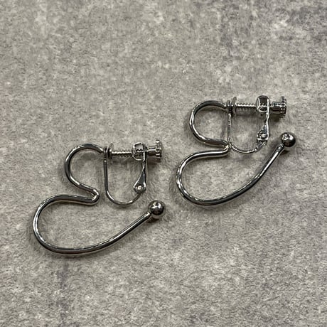 2302_ER0139／Heart Motif Hoop Clip Earings（Silver）