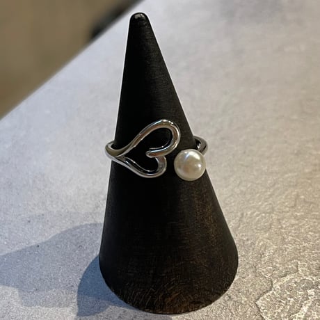 2502RG0578 / Mini pearl heart motif ring（Silver）