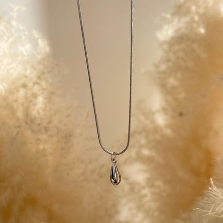 2412NC0277 / Drop charm snake chain Necklace（Silver）
