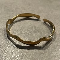 2502BR0069 / Craft wave bangle（Gold）