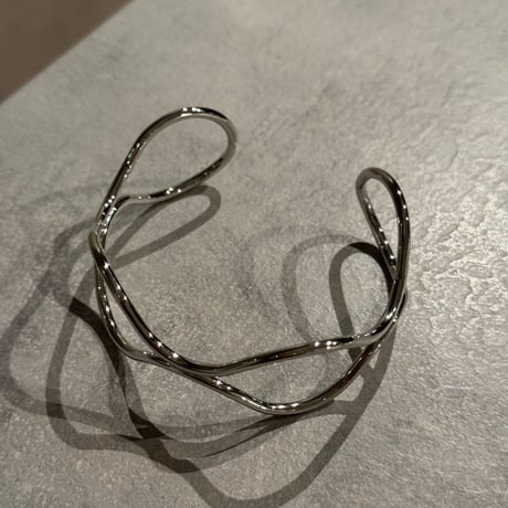 2511BR0106 /Oval Wave Bangle（Silver）